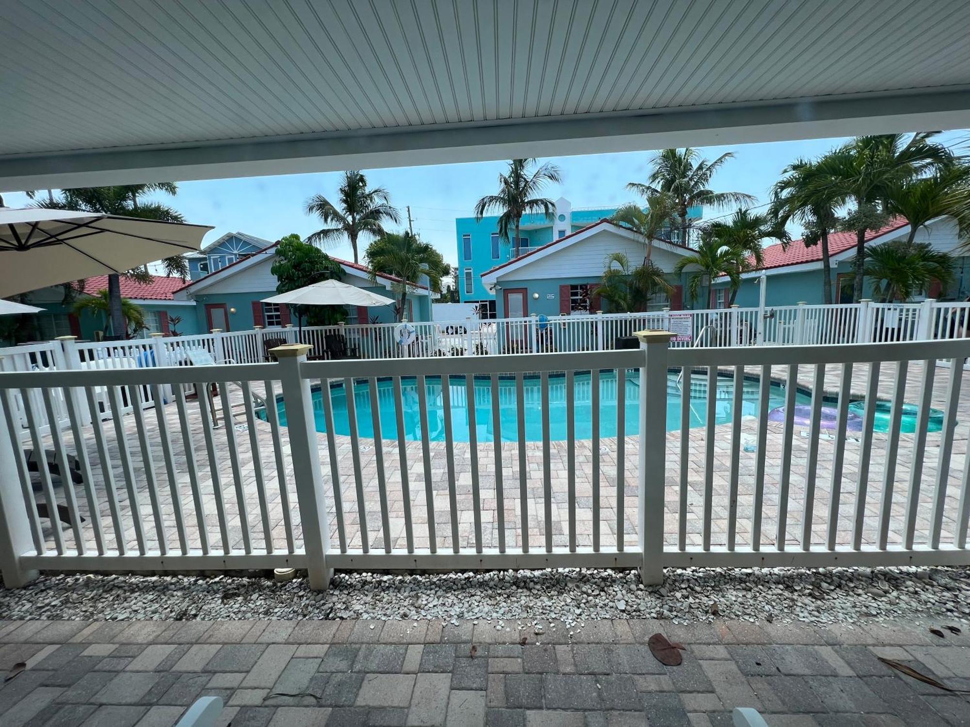 Blue Waters Treasure Island Hotell Eksteriør bilde